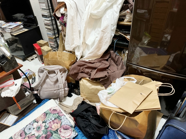 大量の服の遺品整理を始める前の準備