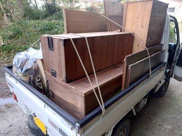 部屋の片付けが遺品整理なら業者依頼をおすすめ