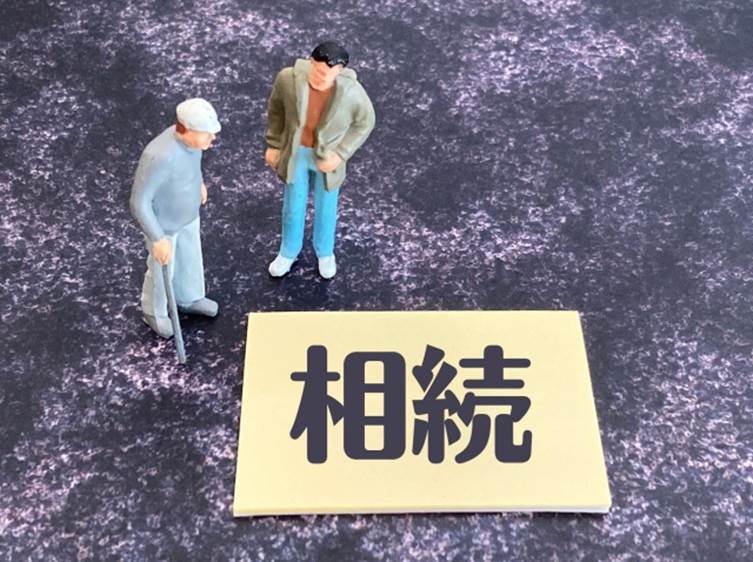 自殺現場の清掃費用を負担するのは誰？法的責任を解説